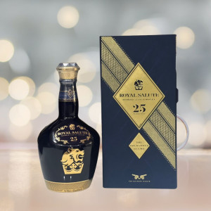 ruou-chivas-25-royal-salute-blended-scotch-whisky