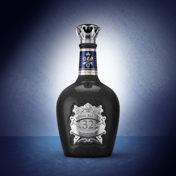 ruou-chivas-32-royal-salute