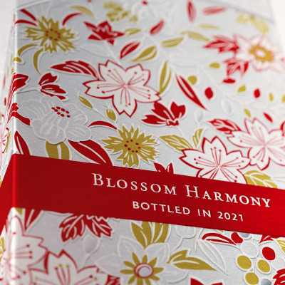 ruou-hibiki-suntory-whisky-blossom-harmony