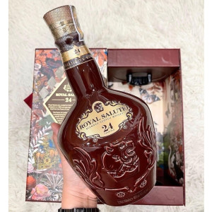 ruou-chivas-24-royal-salute-24