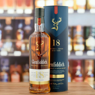 ruou-glenfiddich-18-nam-mau-moi