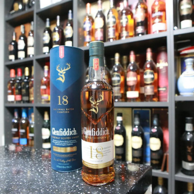 ruou-glenfiddich-18-nam-mau-moi