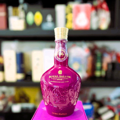 chivas-26-mau-moi-royal-salute-26-amarone-wine-cask