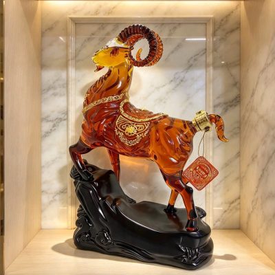 ruou-linh-vat-de-dinh-mui-2027-napoleon-brandy-xo